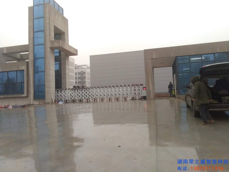 長(zhǎng)沙伸縮門(mén),長(zhǎng)沙電動(dòng)門(mén),長(zhǎng)沙電動(dòng)伸縮門(mén),長(zhǎng)沙伸縮門(mén),長(zhǎng)沙電動(dòng)伸縮門(mén)廠(chǎng)