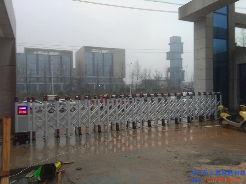 長(zhǎng)沙伸縮門(mén),長(zhǎng)沙電動(dòng)門(mén),長(zhǎng)沙電動(dòng)伸縮門(mén),長(zhǎng)沙伸縮門(mén),長(zhǎng)沙電動(dòng)伸縮門(mén)廠(chǎng)